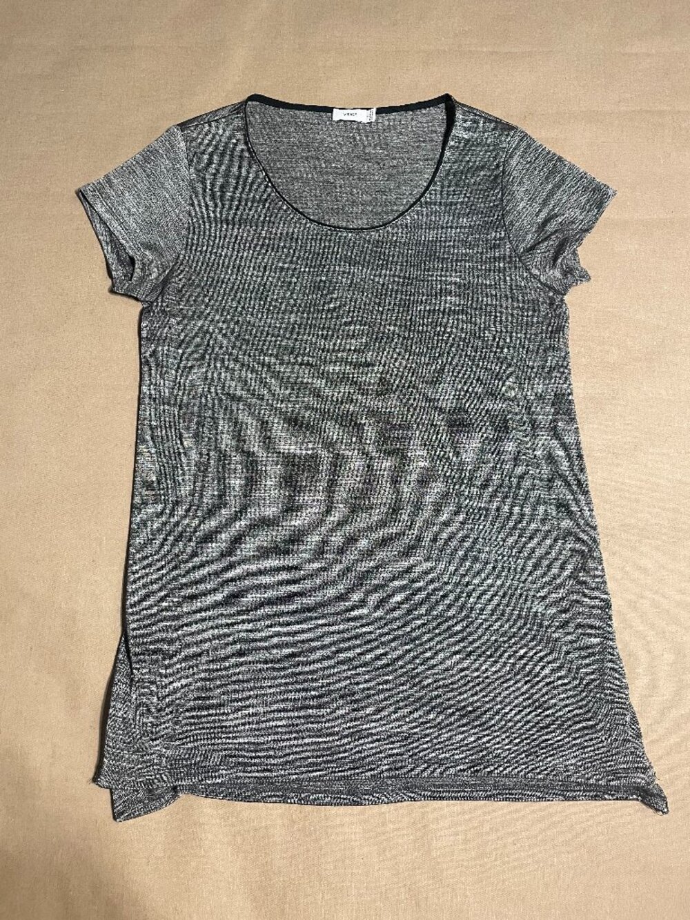 Vince Women's Tunic Size S Scoop Neck Gray Silk Blend Quiet Luxury Minimalist